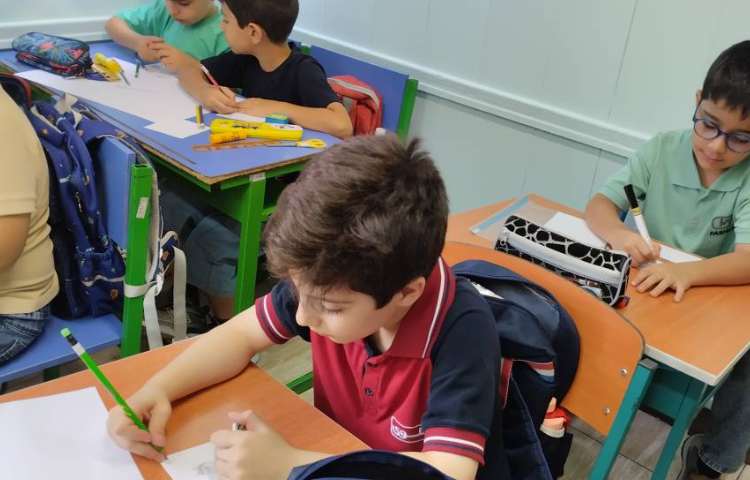 طراحی کارت قهرمان 5