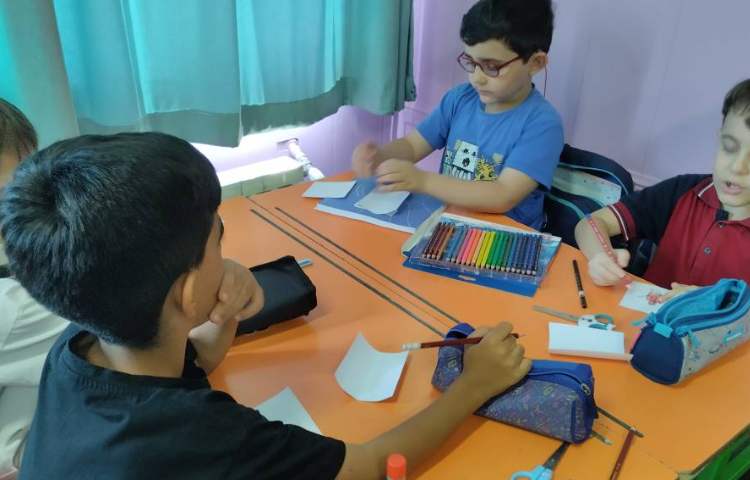 طراحی کارت قهرمان 5