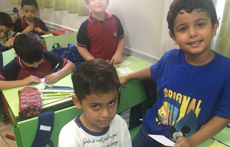 طراحی کارت قهرمان 6