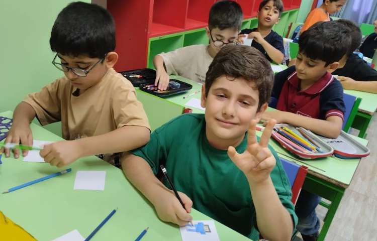 طراحی کارت قهرمان 9