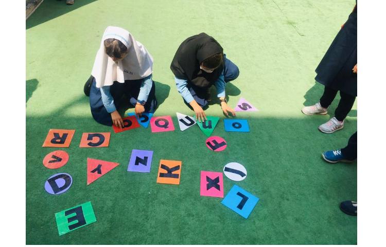 طرح غوطه وری دپارتمان زبان انگلیسی 7