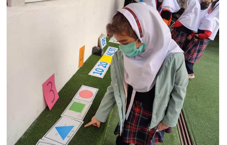 طرح غوطه وری دپارتمان زبان 5