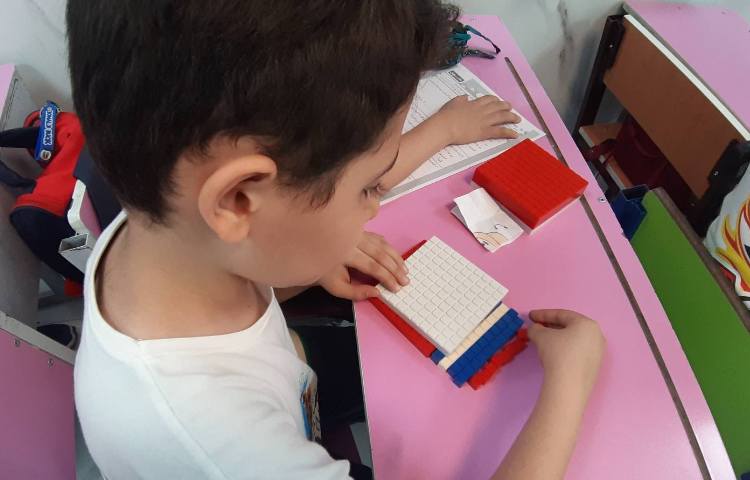 عدد نویسی با کوییزنر