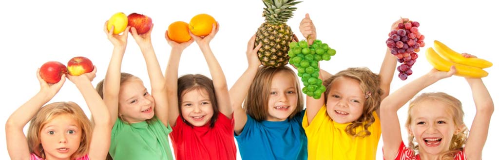 علاقه‌مند کردن کودکان به خوردن میوه و سبزیجات