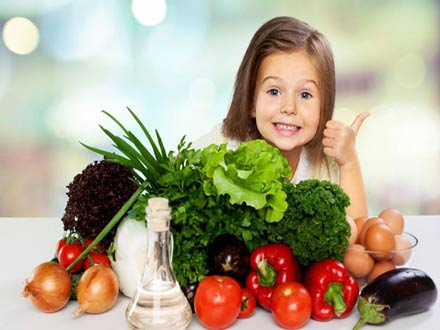 سبزیجات و میوه‌ها را به شکل متنوع سرو کنید؛