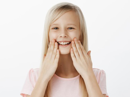 علت دندان‌قروچه کودکان چیست؟