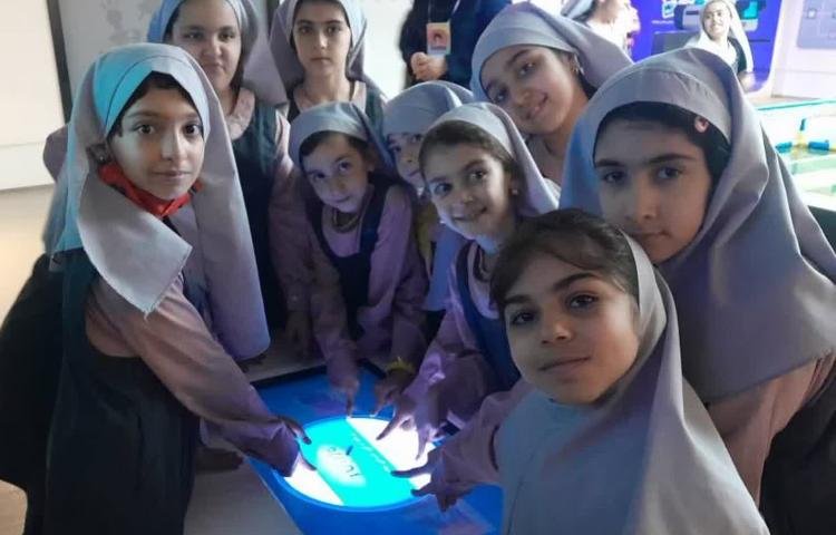 علمی و پژوهشی 8