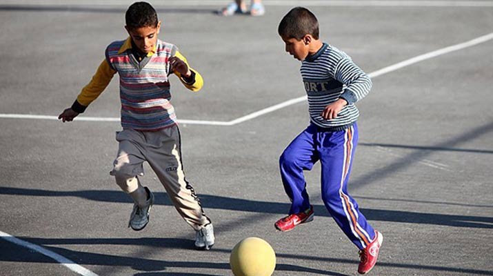 علم بهتر است یا فوتبال؟!