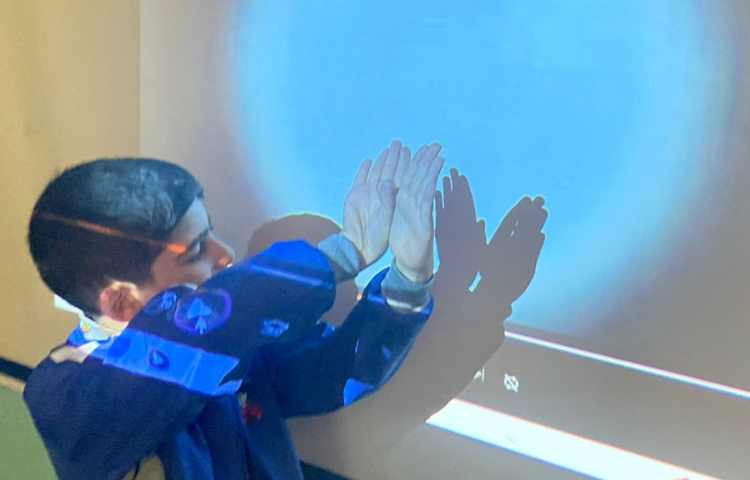 علوم،بازی نور و سایه 6