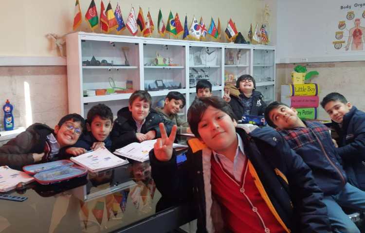 علوم:تدریس بخش جدید درس در آزمایشگاه 4