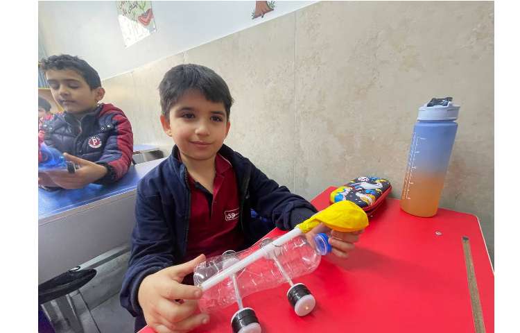 علوم،درس هفتم،ساخت ماشین بادکنکی برگزاری مسابقه 4