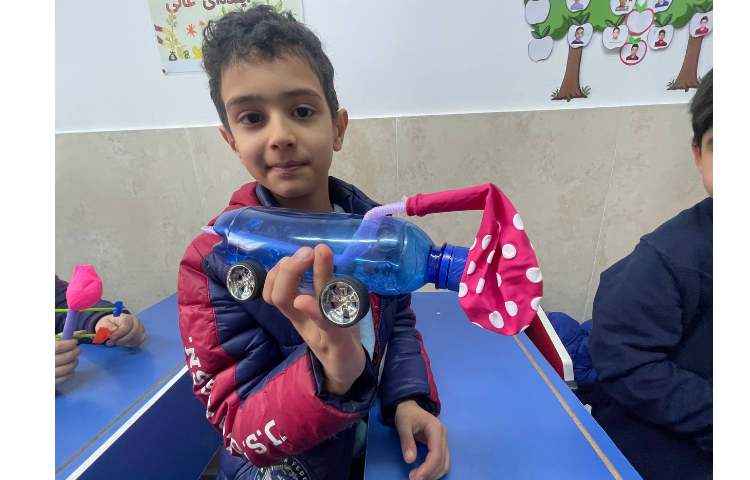 علوم،درس هفتم،ساخت ماشین بادکنکی برگزاری مسابقه 8