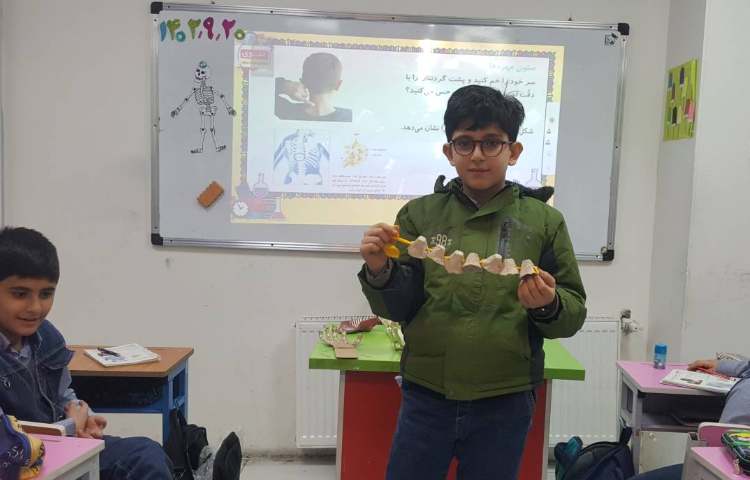 علوم-دست‌سازه‌های دانش‌آموزان از درس حرکت بدن 3