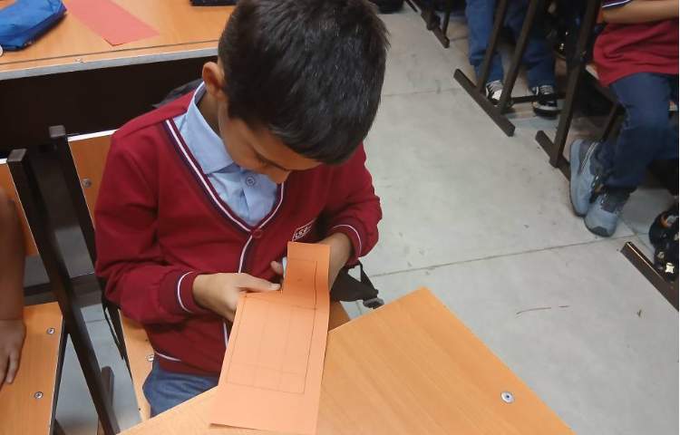 علوم_ساخت فرفره و نحوه حرکت آن 1