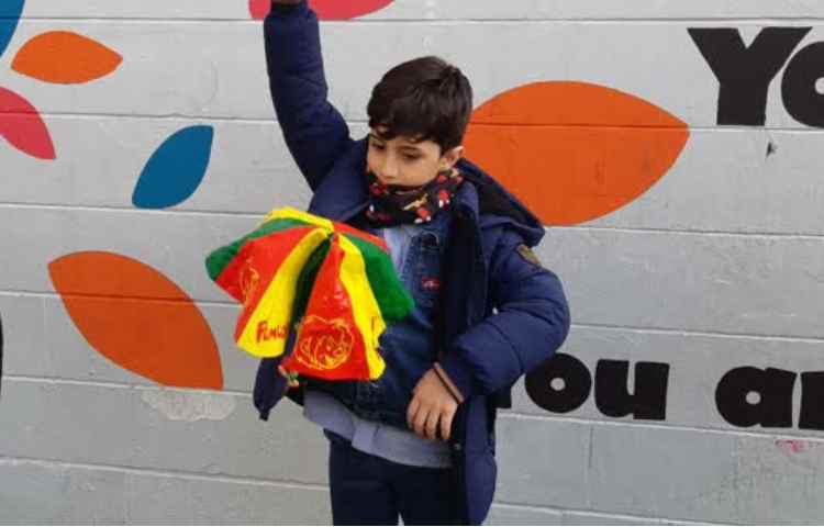 علوم(ساخت چتر نجات و آزمایش در فضای باز) 4