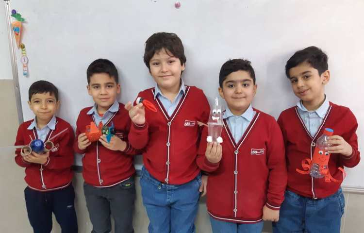 علوم:ساخت کاردستی های مختلف با وسایل بازیافتی 1