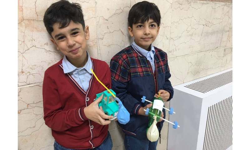 علوم:(فصل اگر تمام شود)،با موضوع دست سازه های ماشین بادکنکی 7