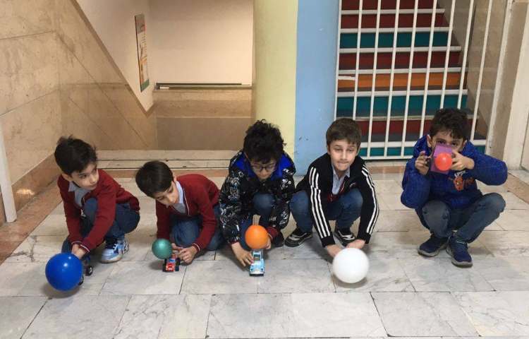 علوم:(فصل اگر تمام شود)،با موضوع دست سازه های ماشین بادکنکی 8