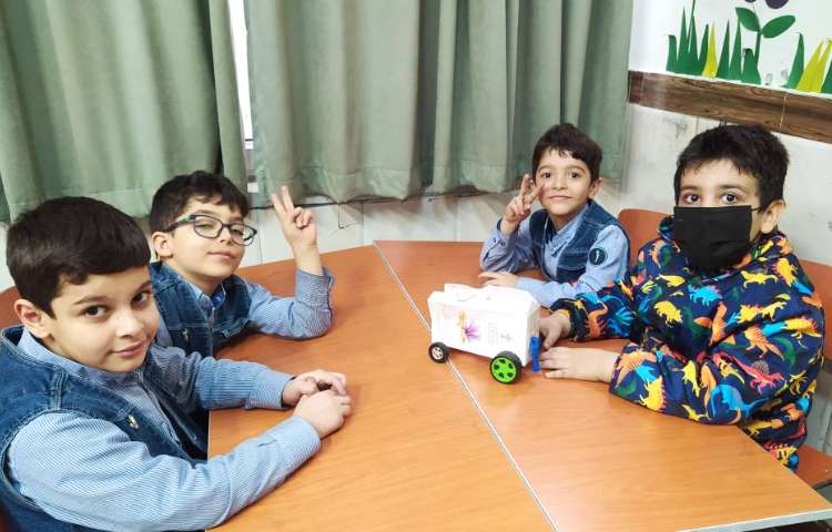 علوم/مسابقه ماشین بادکنکی 2