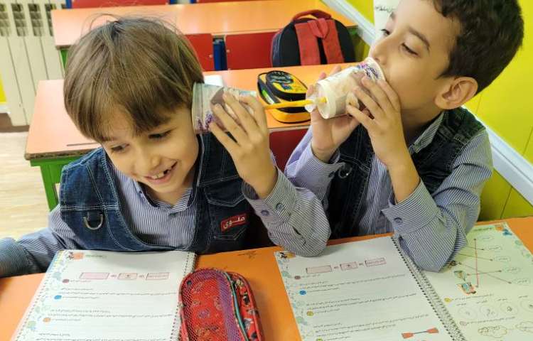 علوم : آزمایش حس شنوایی 3