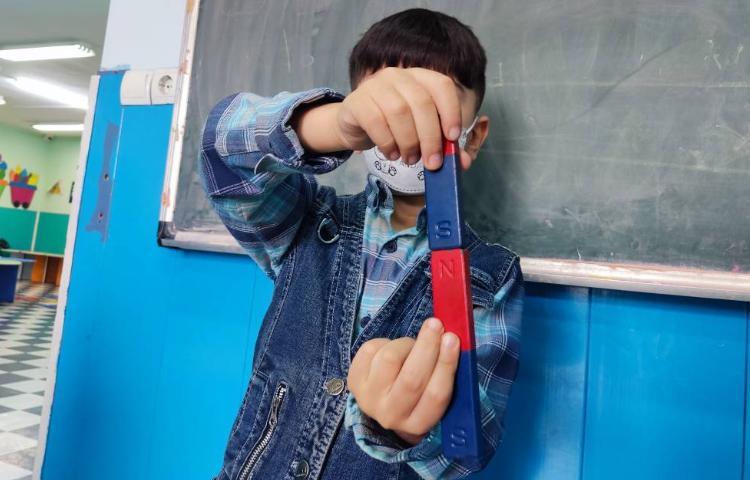 :علوم، آشنایی آهنربا و ذره بین 6