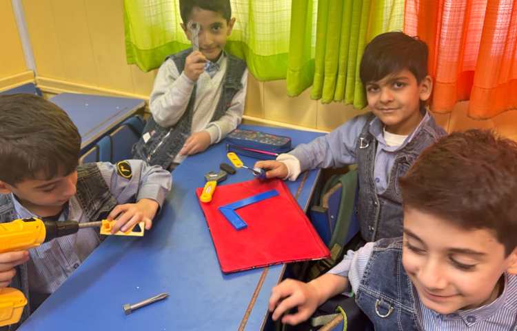 علوم ، آشنایی با ابزار ساده و پیچیده