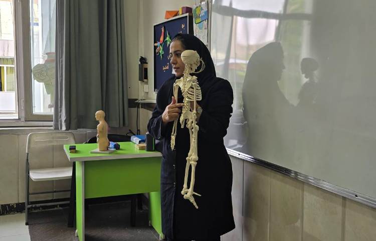 علوم - آشنایی با ستون مهره و شش 5