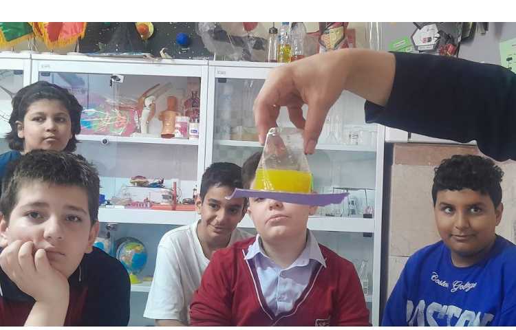 علوم ازمایش فشار هوا