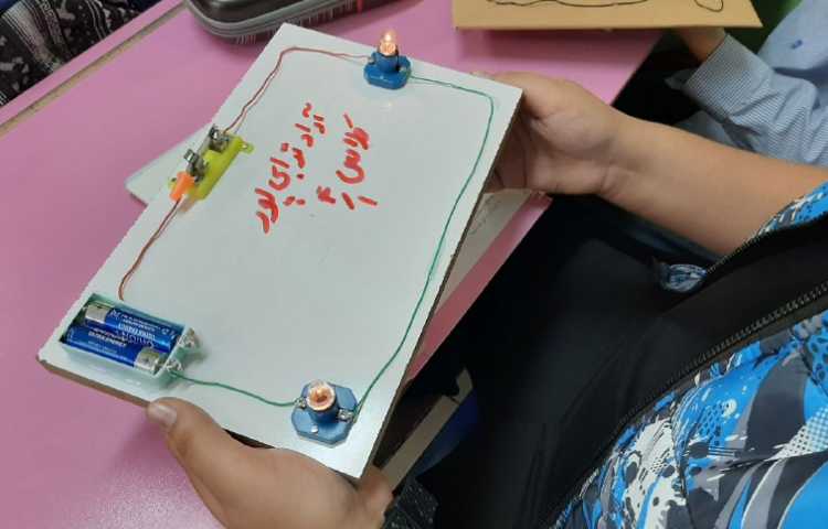 علوم ، بستن انواع مدارهای الکتریکی ( موازی و متوالی ) 3