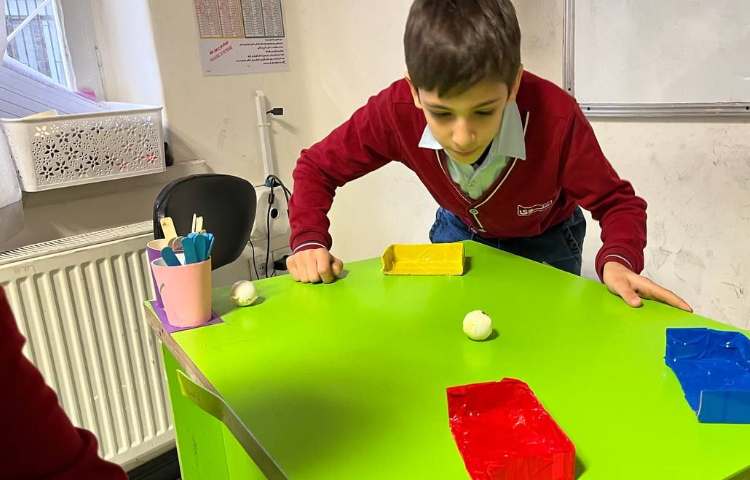 علوم به زبان انگلیسی