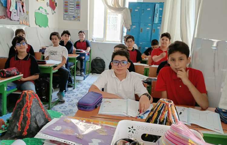علوم تدریس فشار هوا و آزمایشات توسط دانش آموزان 2