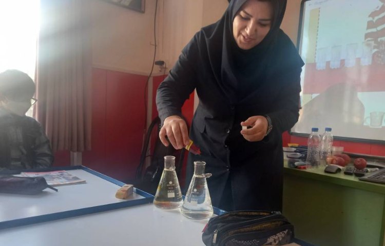 :علوم، تدریس مبحث اندازه گیری مواد(مایعات)، کلاس مریخ 3