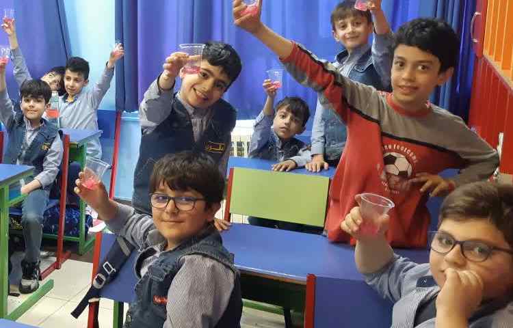 علوم (حالتهای مختلف مواد،تبدیل جامد به مایع و مایع به جامد) 4