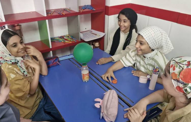 علوم دانشمند کوچک