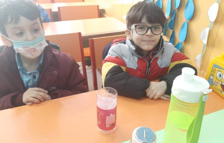 :علوم، درس 8 آزمایش ص 89 کتاب علوی 1