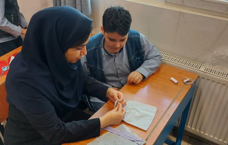 علوم - دوخت جامدادی 1