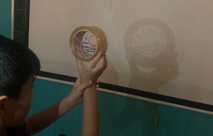 علوم ، سایه بازی 4