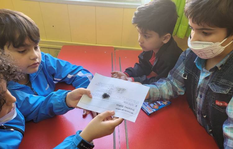 :علوم، فصل 13، آهنربای من 2