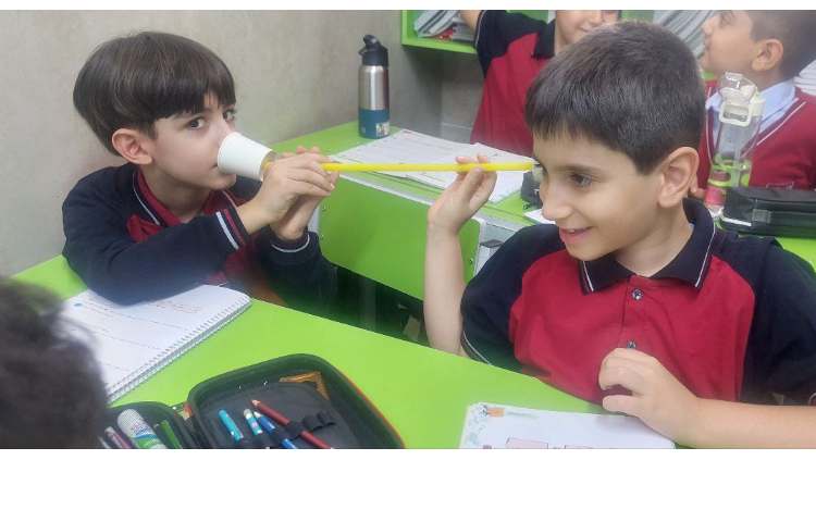 علوم فعالیت حواس 5 گانه ساخت تلفن با لیوان و نی و حل فعالیت 4