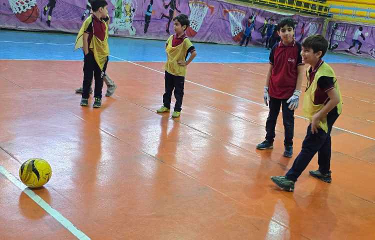 علوم -مبحث: آشنایی با اثرات نیرو در ورزش 3