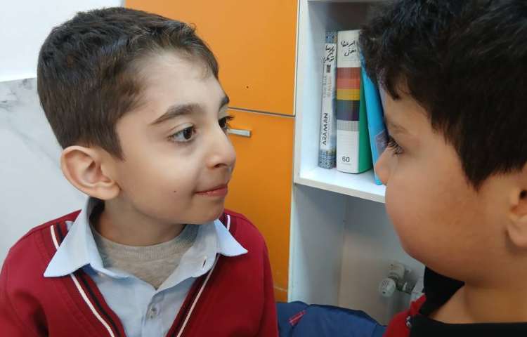 علوم_ مبحث آینه_ چشمان ما مانند آینه است. 1