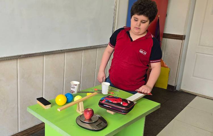 علوم -مبحث: اشنایی با جاذبه‌ی زمین و اهرم 5