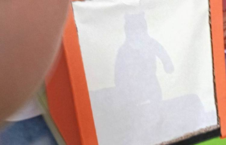 علوم مبحث منبع نور و تشکیل سایه ها 2