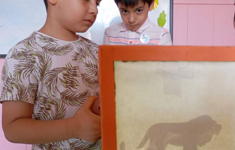 علوم مبحث منبع نور و تشکیل سایه ها 3