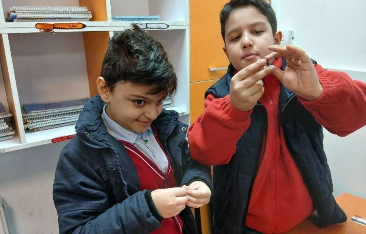 علوم_ مبحث نیرو(قطب‌های آهن ربا و ویژگی آن‌ها) 4