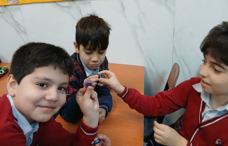 علوم_ مبحث نیرو(قطب‌های آهن ربا و ویژگی آن‌ها) 6