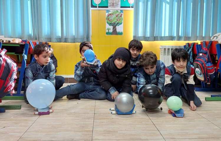 :علوم، مسابقه ماشین های بادکنکی مربوط به درس 7