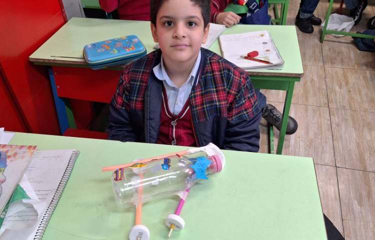 علوم، مسابقه ماشین های بادی 4