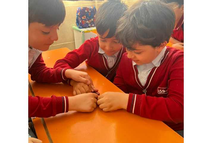 علوم معرفی آهنربا و بازی دارت مگنتی و تلفیق با درس ریاضی 2