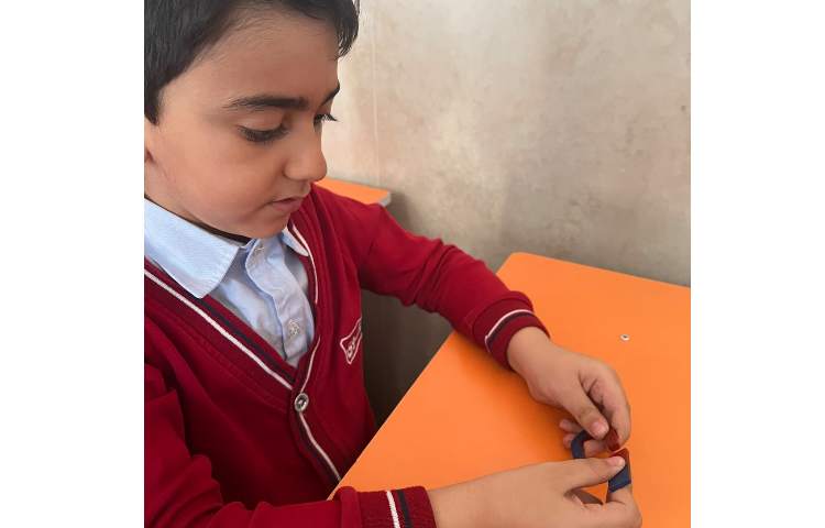 علوم معرفی آهنربا و بازی دارت مگنتی و تلفیق با درس ریاضی 6